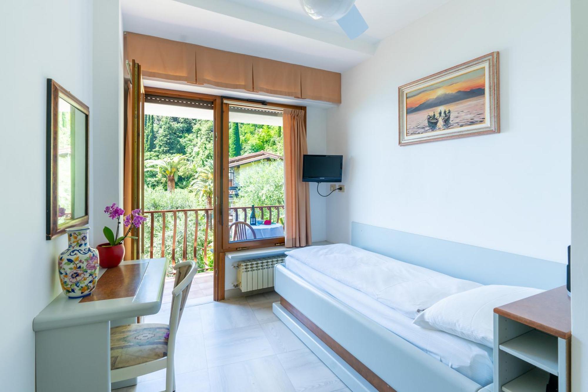 Hotel Forbisicle Tignale Buitenkant foto